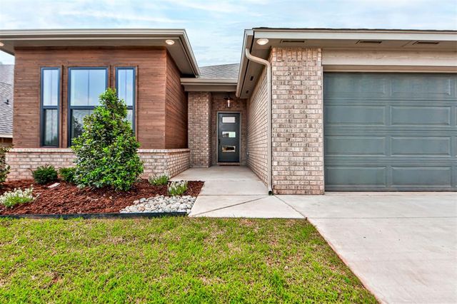 4916 Desert Willow Lane, Edmond, OK 73034