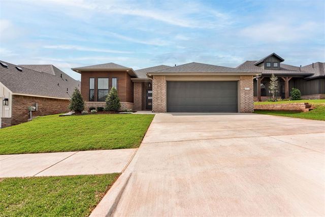 4916 Desert Willow Lane, Edmond, OK 73034