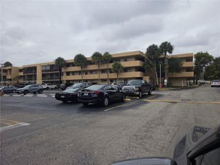 8415 SW 107th Ave 116W, Miami, FL 33173