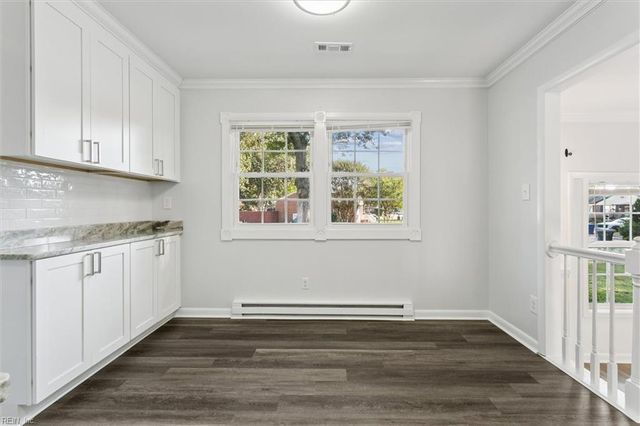 1006 Lyndon CIR, Newport News, VA 23605