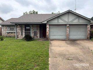 6235 Leaf Arbor Drive, Houston, TX 77092
