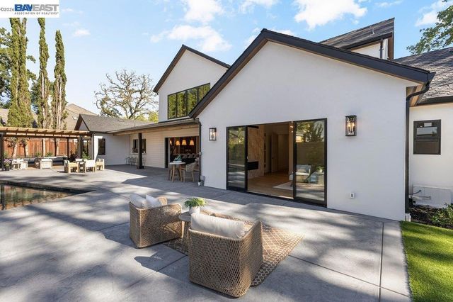 1963 La Cadena, Diablo, CA 94528