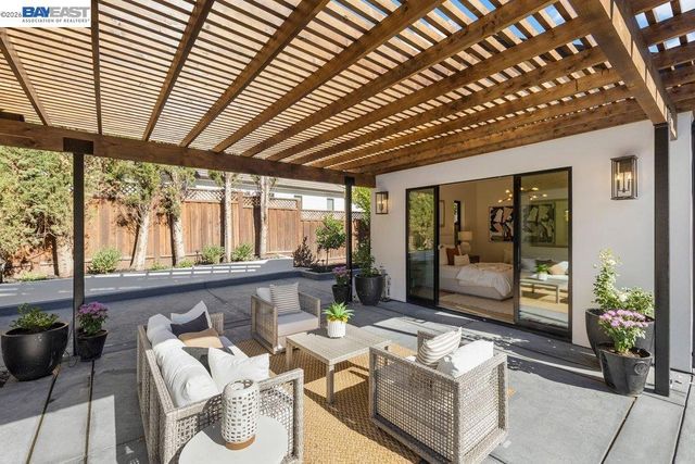 1963 La Cadena, Diablo, CA 94528
