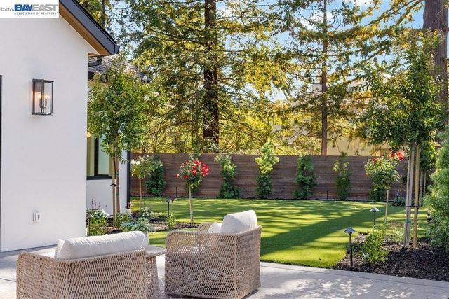 1963 La Cadena, Diablo, CA 94528