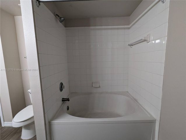 201 SW 116th Ave 22-102, Pembroke Pines, FL 33025