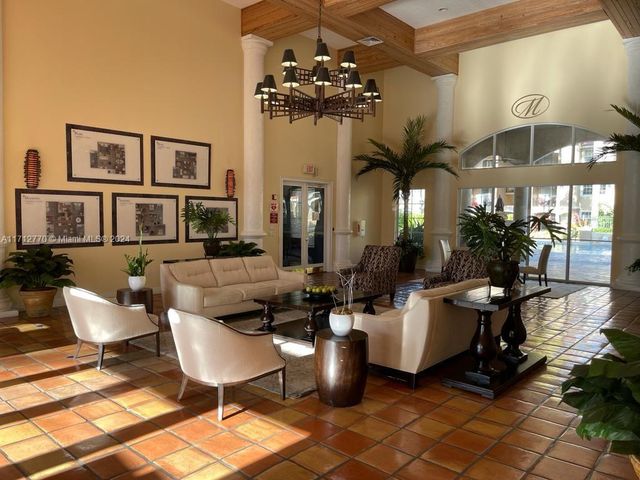 201 SW 116th Ave 22-102, Pembroke Pines, FL 33025