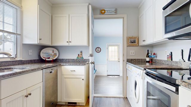 21 Brae Burn Lane, South Yarmouth, MA 02664