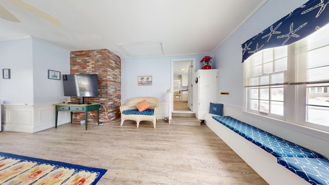 21 Brae Burn Lane, South Yarmouth, MA 02664