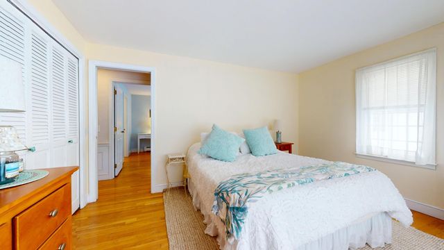 21 Brae Burn Lane, South Yarmouth, MA 02664