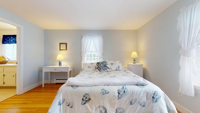 21 Brae Burn Lane, South Yarmouth, MA 02664
