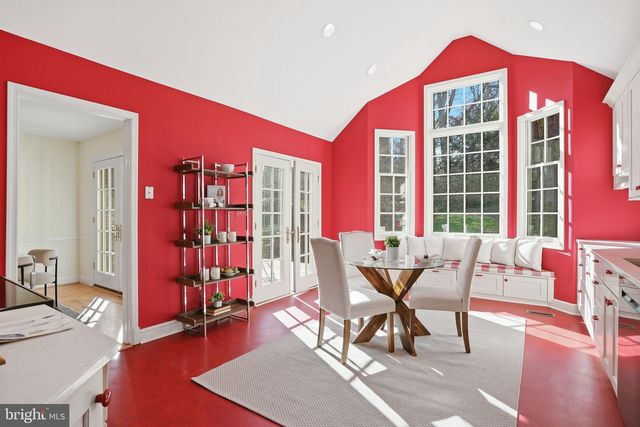 8200 BEECH TREE RD, Bethesda, MD 20817