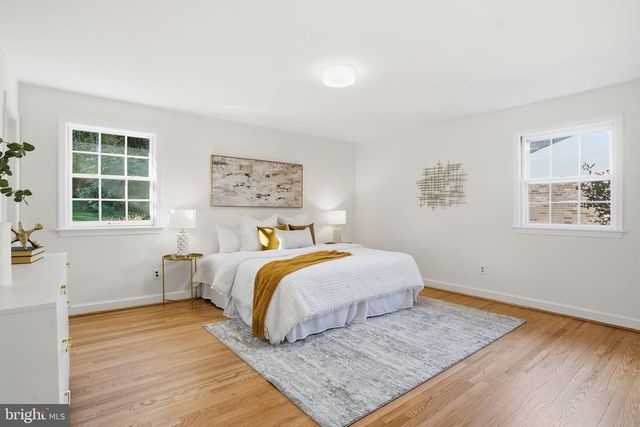 8200 BEECH TREE RD, Bethesda, MD 20817