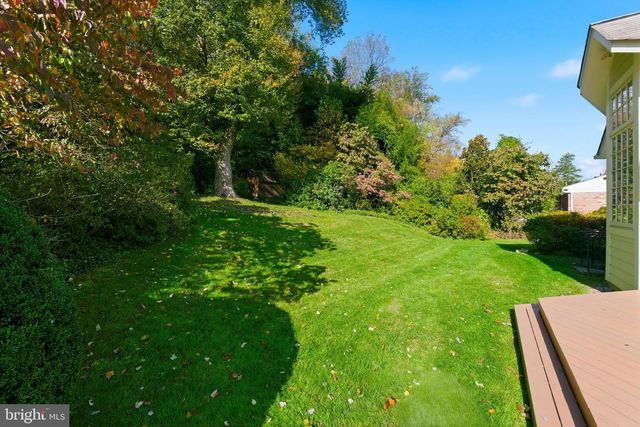 8200 BEECH TREE RD, Bethesda, MD 20817