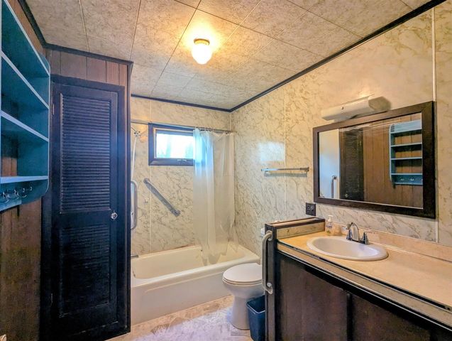 3771 S Walnut Avenue, White Cloud, MI 49349
