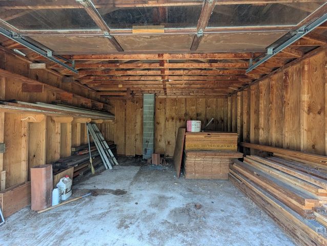 3771 S Walnut Avenue, White Cloud, MI 49349
