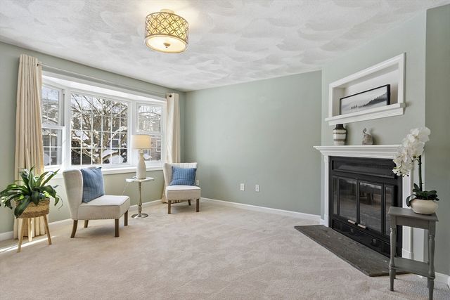 71 Prescott Drive 71, Chelmsford, MA 01863