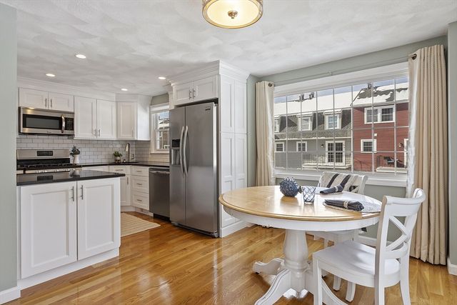 71 Prescott Drive 71, Chelmsford, MA 01863