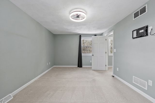 71 Prescott Drive 71, Chelmsford, MA 01863