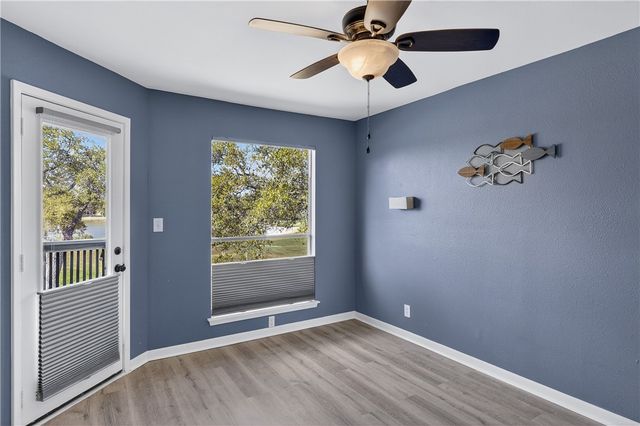 302 St Andrews G-203, Rockport, TX 78382