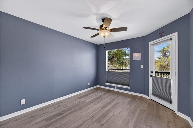 302 St Andrews G-203, Rockport, TX 78382