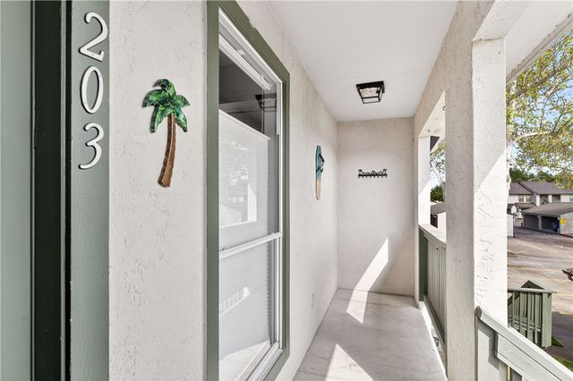 302 St Andrews G-203, Rockport, TX 78382