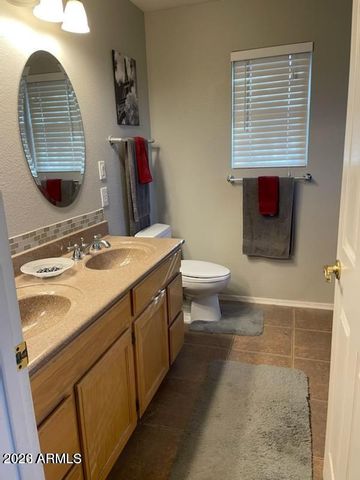 6916 E LAKEVIEW Avenue, Mesa, AZ 85209