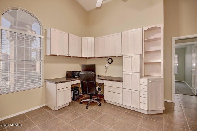 6916 E LAKEVIEW Avenue, Mesa, AZ 85209