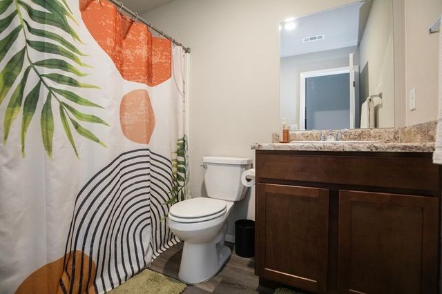 7201 SW Chalkstone Road, Bentonville, AR 72713