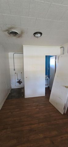 1801 Svetlik Avenue, Bay City, TX 77414