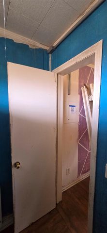 1801 Svetlik Avenue, Bay City, TX 77414