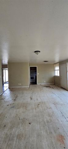 1801 Svetlik Avenue, Bay City, TX 77414