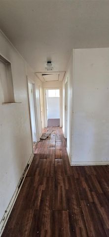 1801 Svetlik Avenue, Bay City, TX 77414