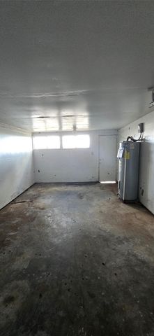 1801 Svetlik Avenue, Bay City, TX 77414