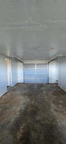 1801 Svetlik Avenue, Bay City, TX 77414