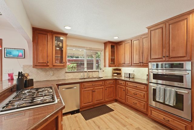 9303 Hildreth Ln, Stockton, CA 95212