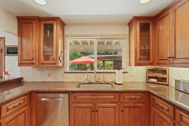 9303 Hildreth Ln, Stockton, CA 95212