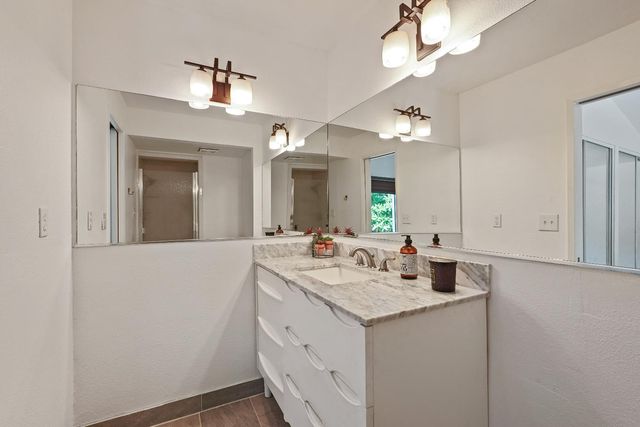 9303 Hildreth Ln, Stockton, CA 95212