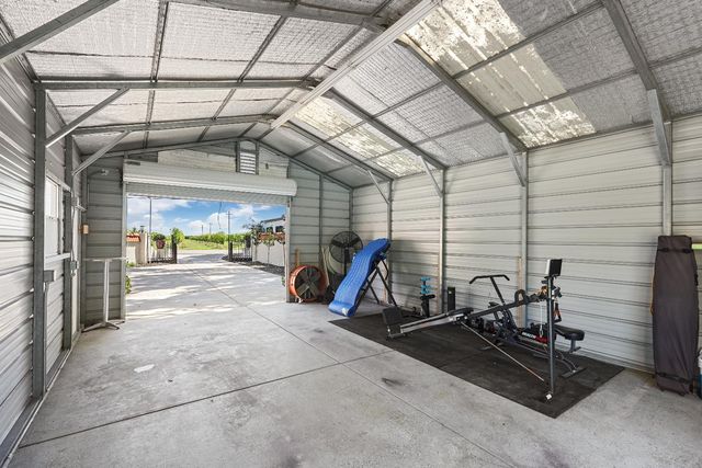 9303 Hildreth Ln, Stockton, CA 95212