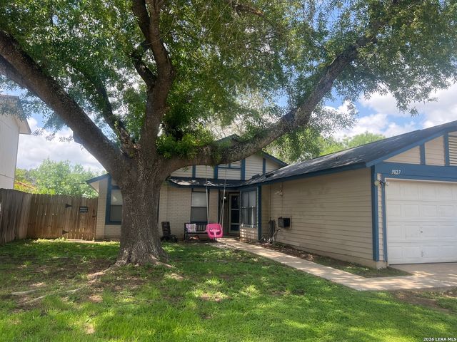 9827 Autumn Silver, San Antonio, TX 78254