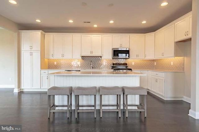 275 HILLSTONE CIR, Souderton, PA 18964