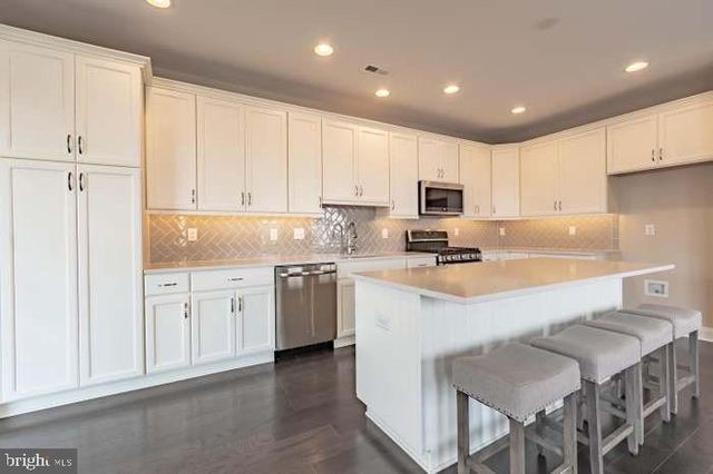 275 HILLSTONE CIR, Souderton, PA 18964