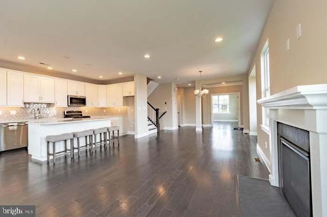 275 HILLSTONE CIR, Souderton, PA 18964