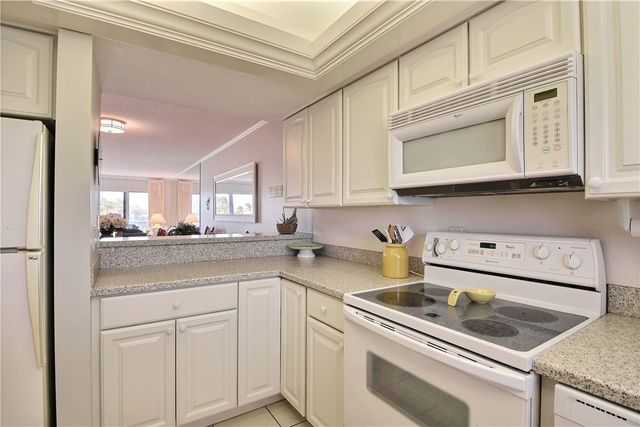 3939 Ocean Drive 302B, Vero Beach, FL 32963