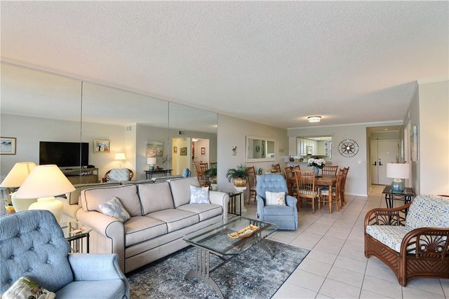 3939 Ocean Drive 302B, Vero Beach, FL 32963
