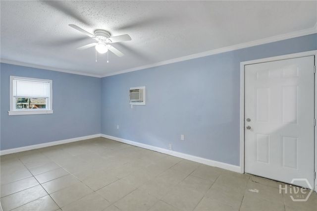 5908 Fairview Avenue, Savannah, GA 31406