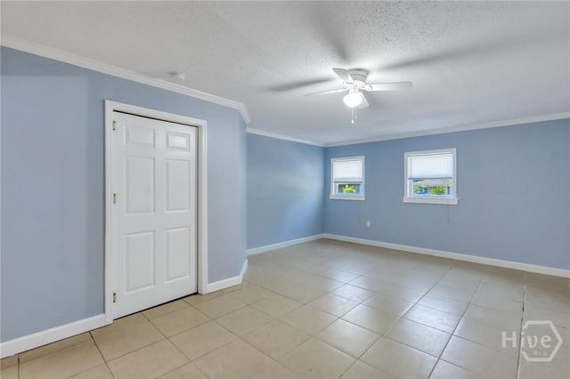 5908 Fairview Avenue, Savannah, GA 31406