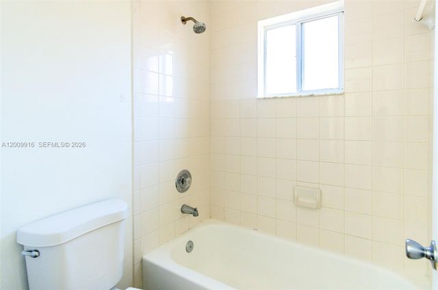 14905 SW 80th St 212, Miami, FL 33193