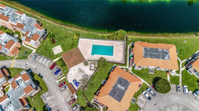 14905 SW 80th St 212, Miami, FL 33193