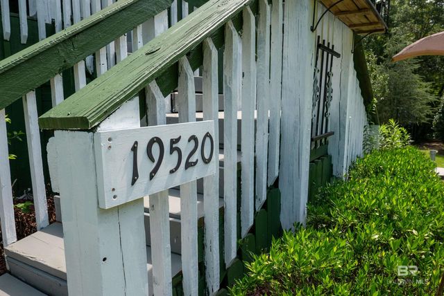 19520 Gunnison Road, Fairhope, AL 36532