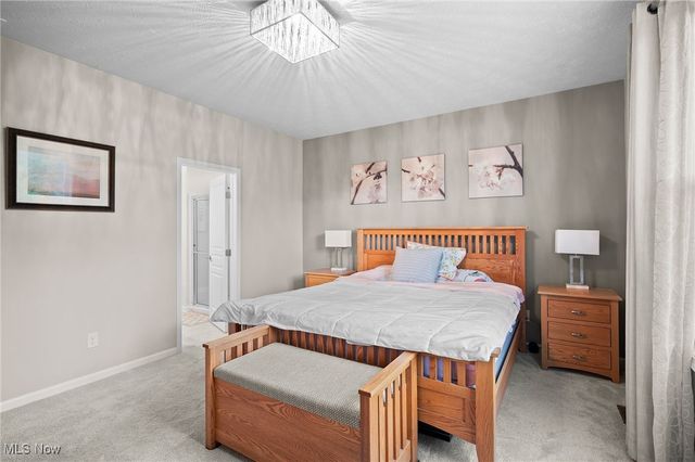 8021 Heatherglen Drive, Mentor, OH 44060